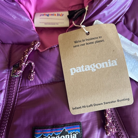 New Patagonia Hi-Loft Down Bunting
18-24 mos unisex - Picture 3 of 4